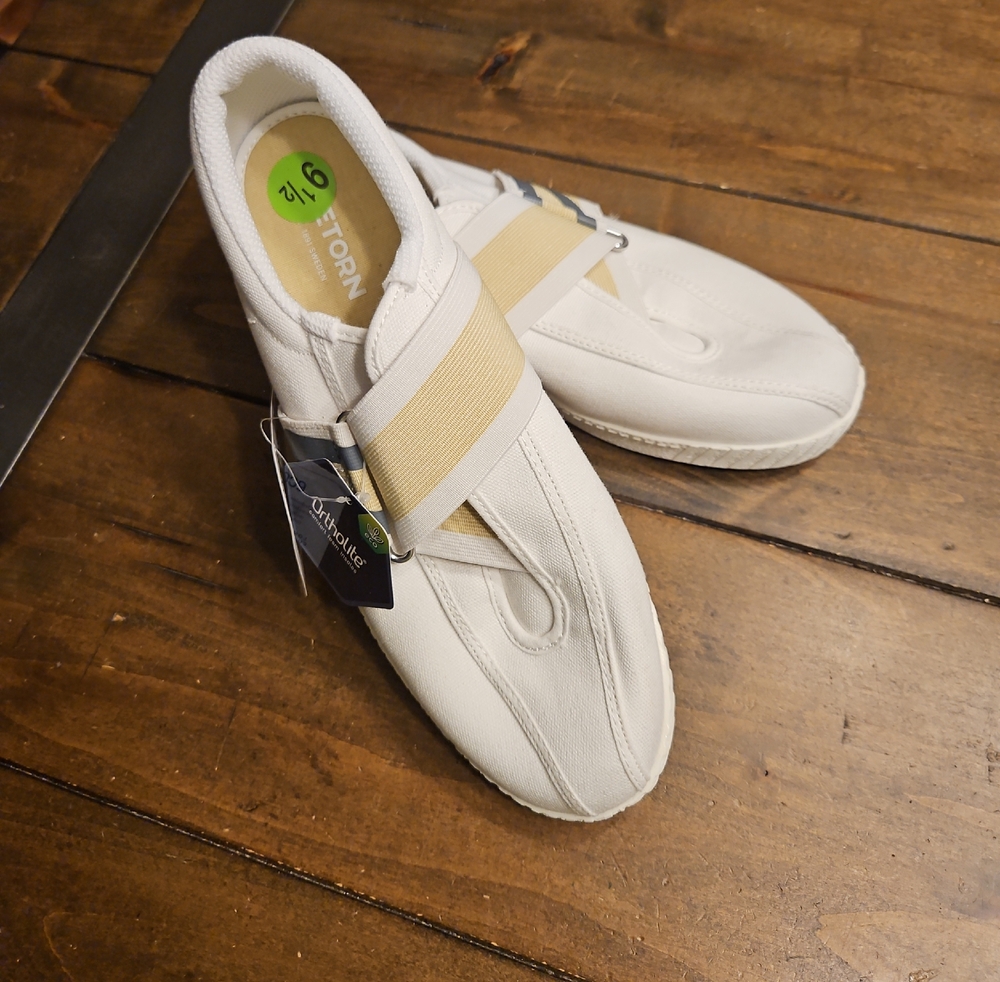 NWT Tretorn Nyelite Canvas Sneakers